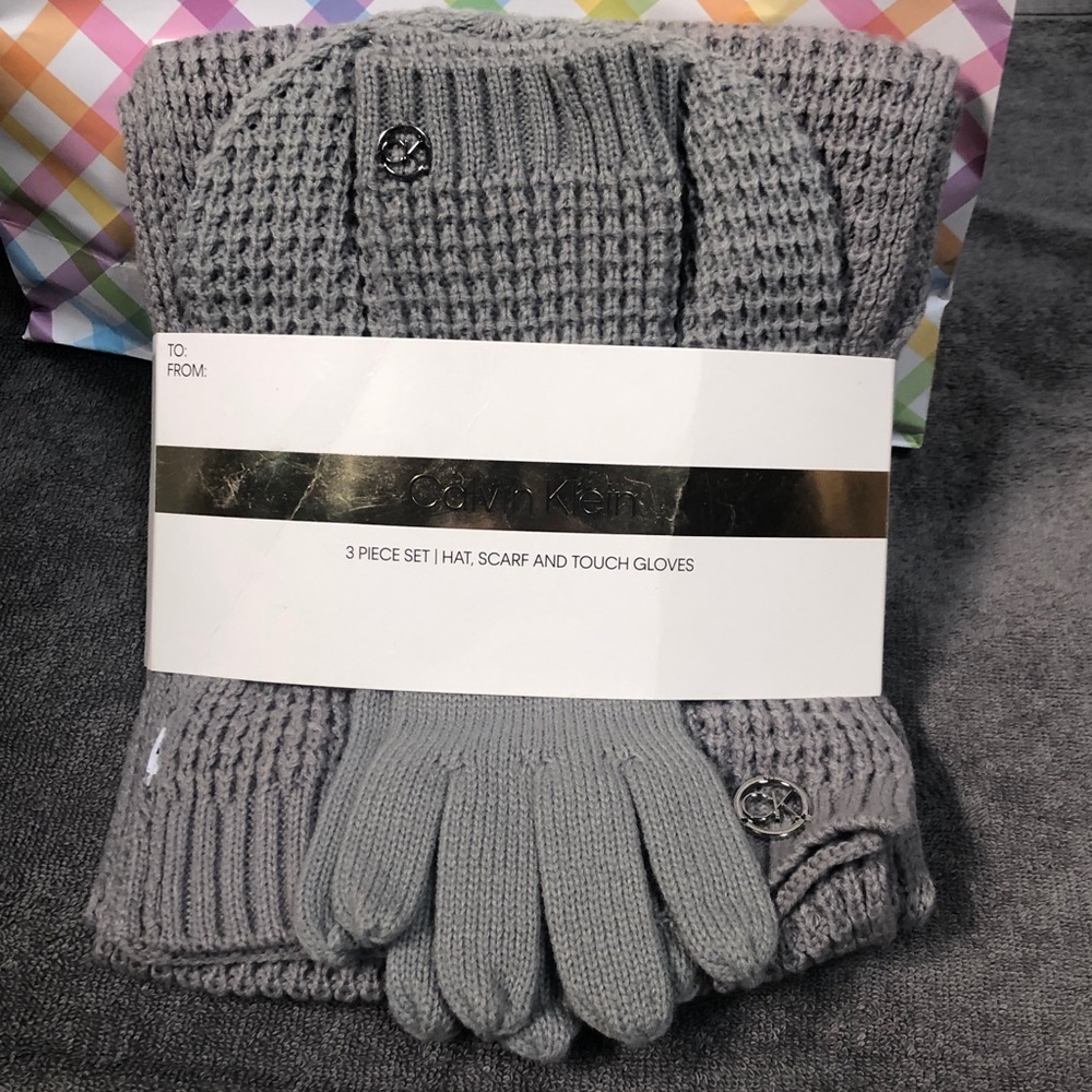 Calvin Klein Charcoal Knit Accessory Trio
